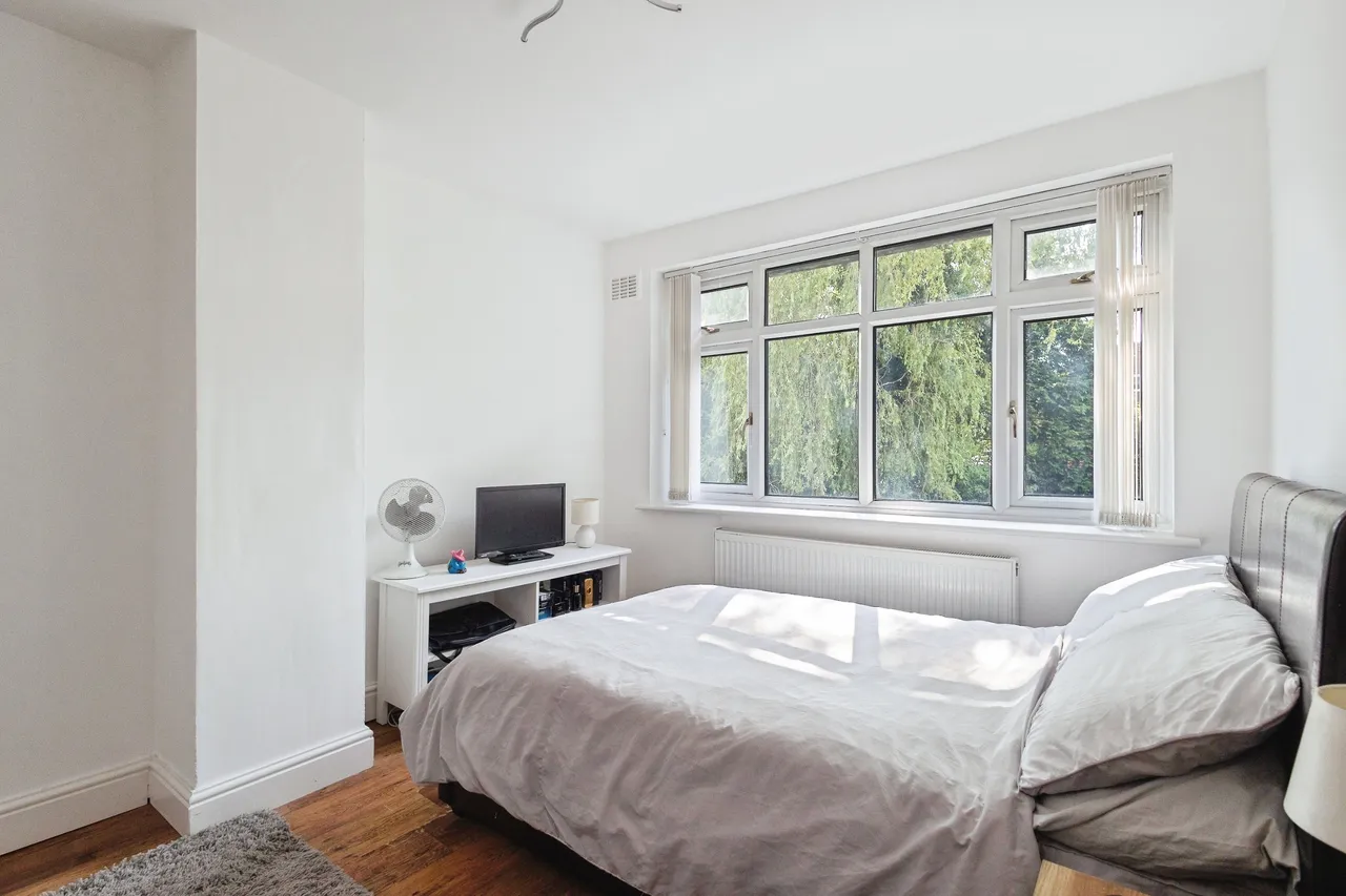 Silverstone Drive, Manchester, M40, photo 18