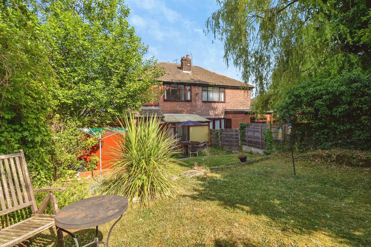 Silverstone Drive, Manchester, M40, photo 14