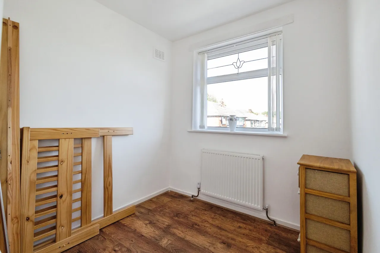 Silverstone Drive, Manchester, M40, photo 24