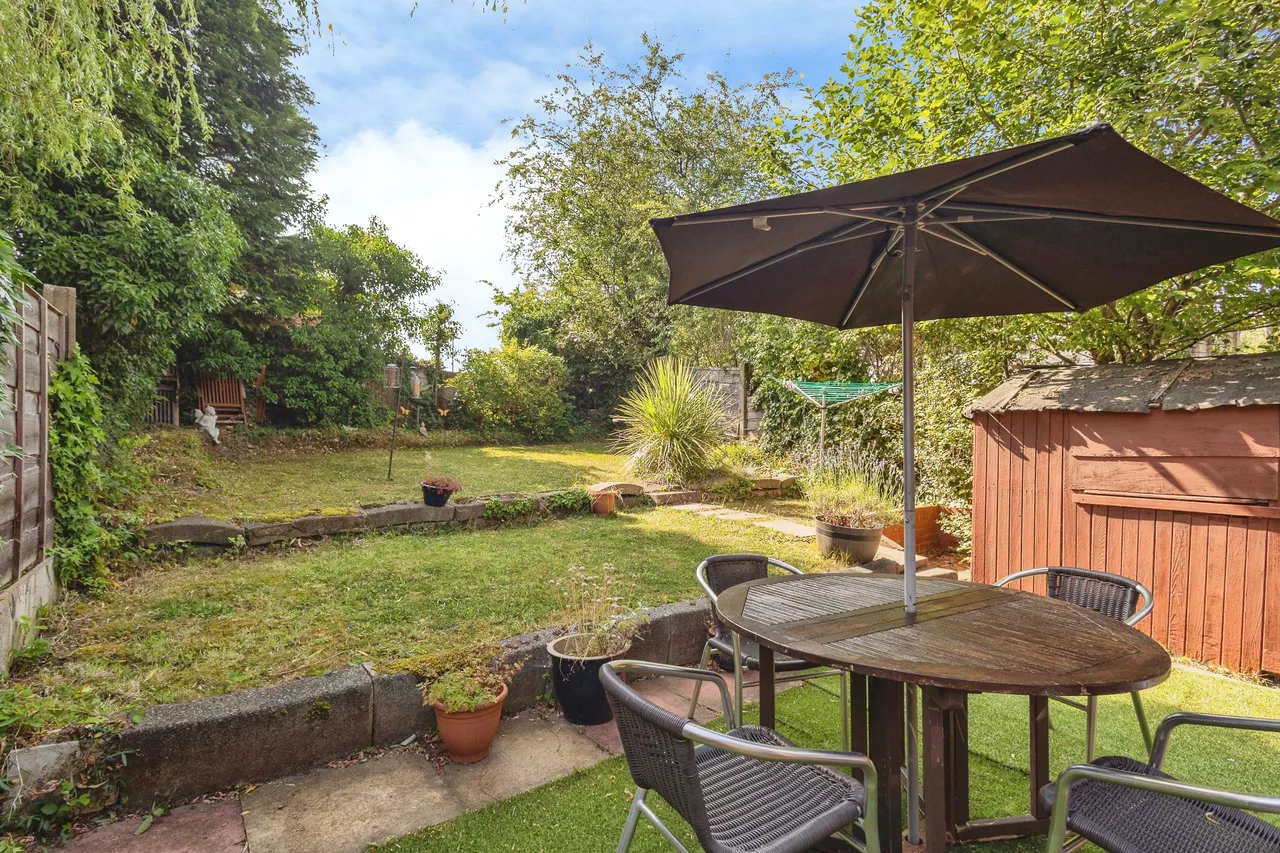 Silverstone Drive, Manchester, M40, photo 15