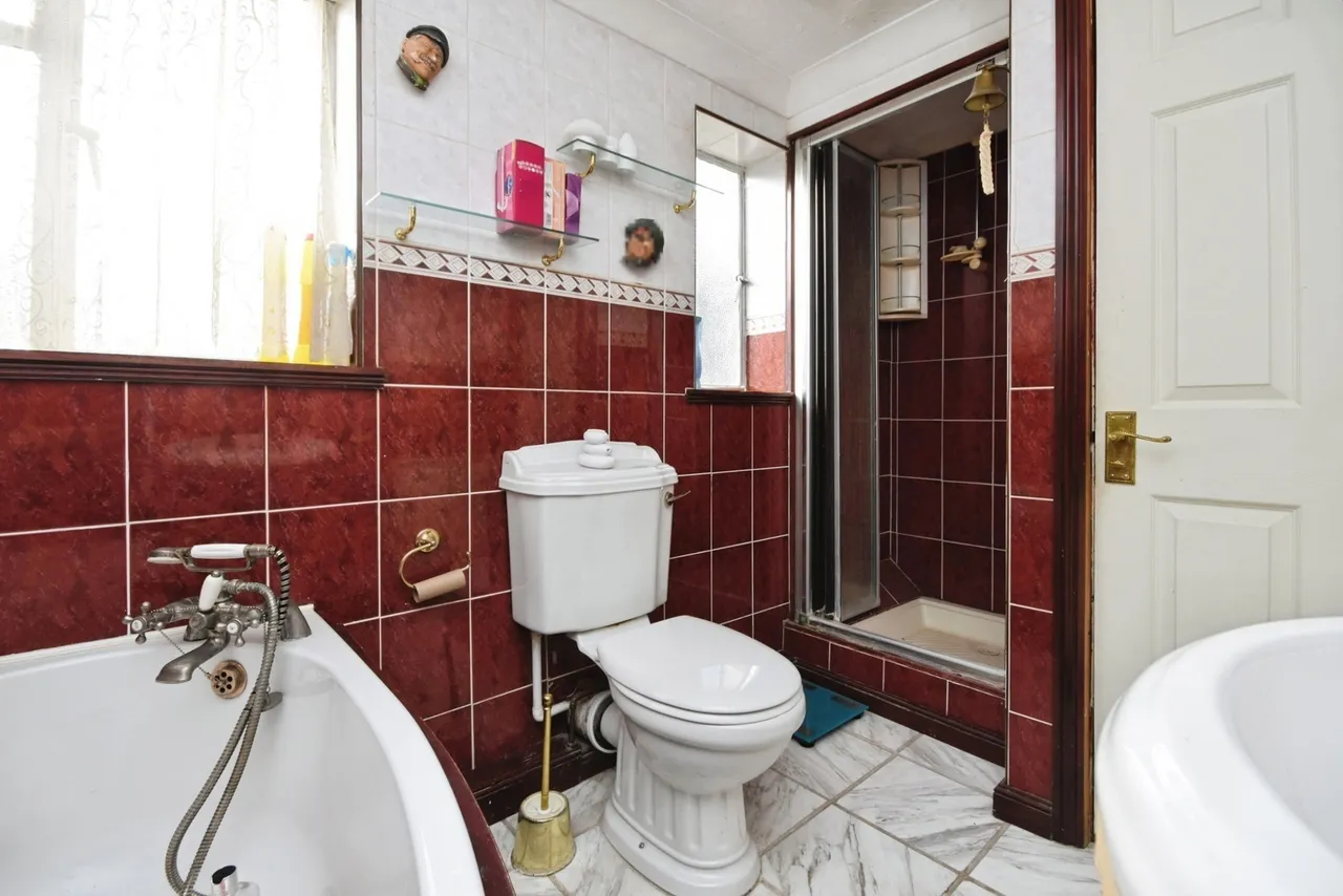 Silver Street, Silver End, CM8, photo 13