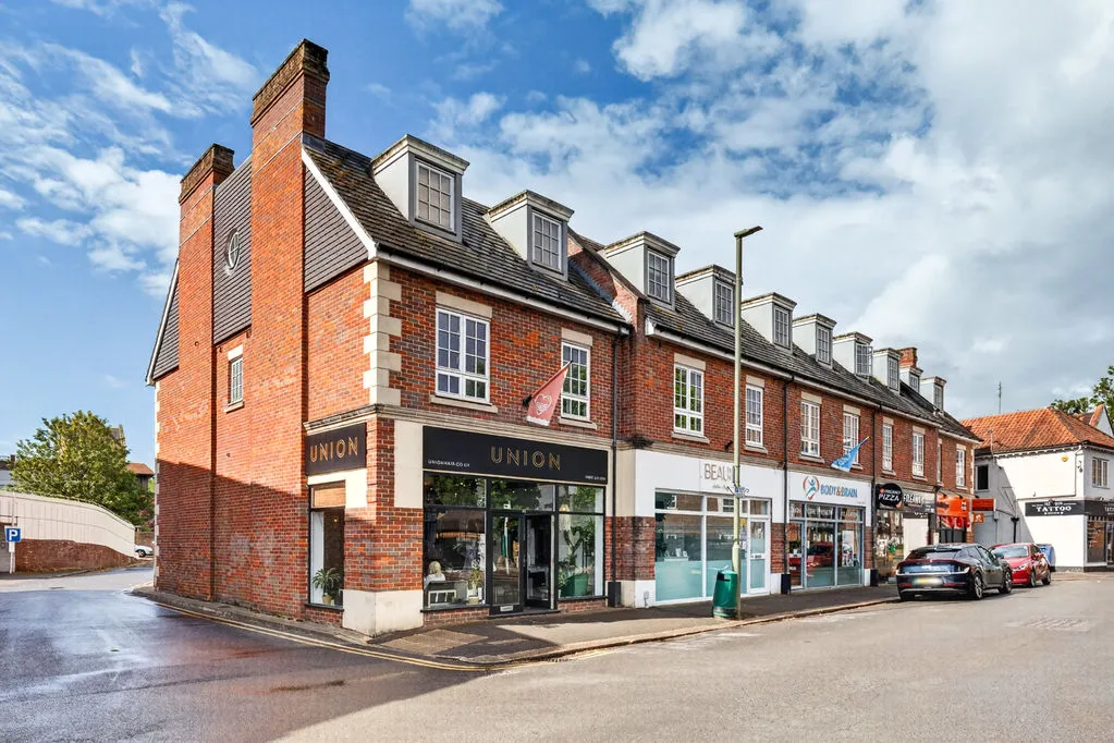 Bridge Street, Walton-On-Thames KT12 1AS, photo 13