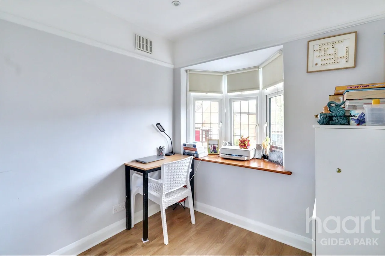 Erroll Road, Romford, RM1, photo 13