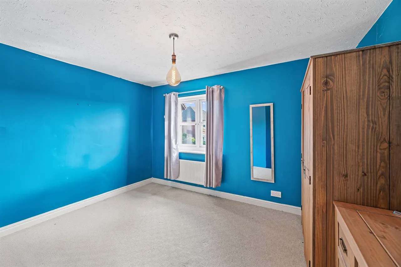 Waterside Drive, Frodsham, photo 13