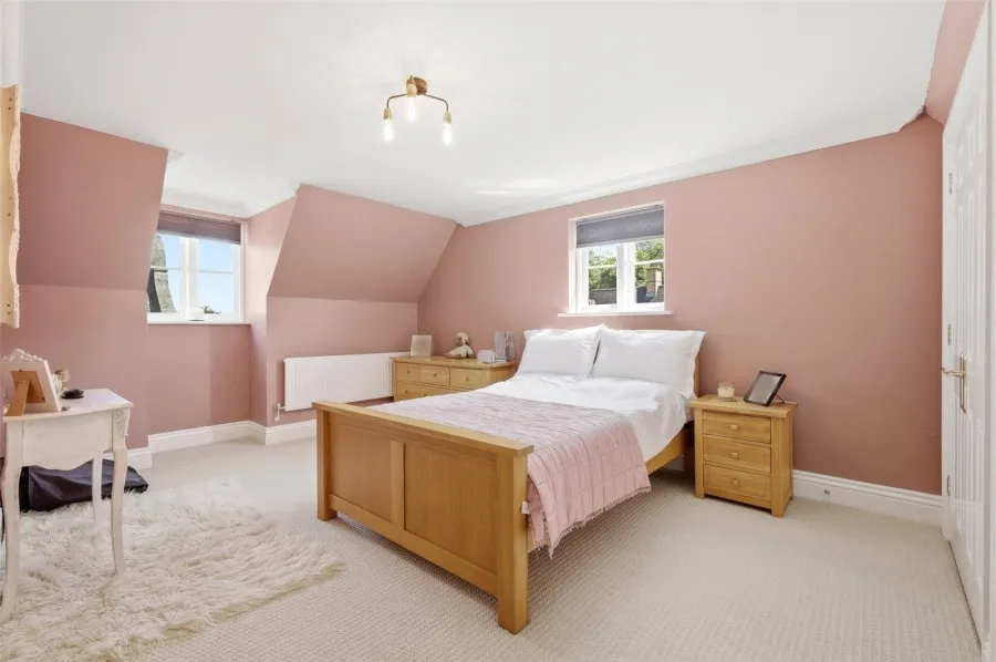 House Under Offer with 5 bedrooms in Bishop's Stortford, CM23, photo 31