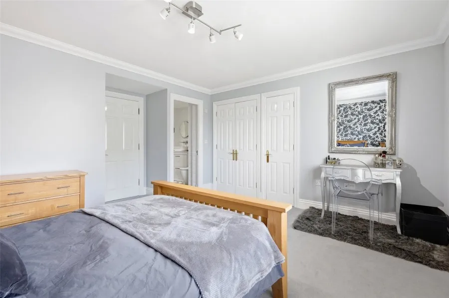 House Under Offer with 5 bedrooms in Bishop's Stortford, CM23, photo 27
