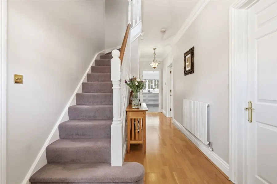 House Under Offer with 5 bedrooms in Bishop's Stortford, CM23, photo 5