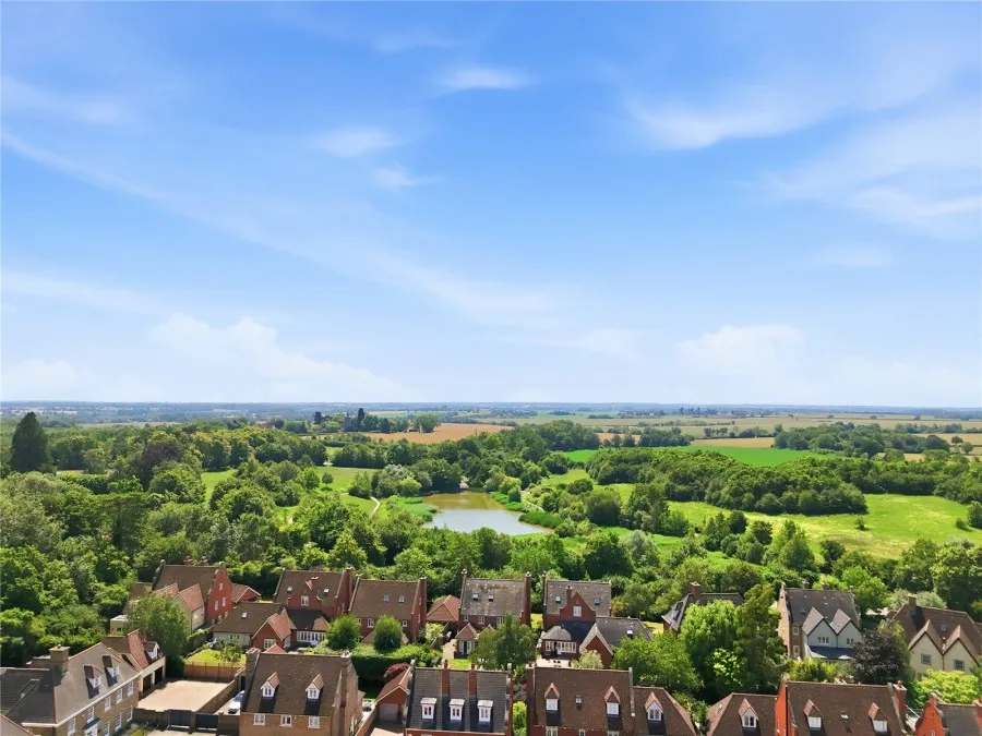 House Under Offer with 5 bedrooms in Bishop's Stortford, CM23, photo 3