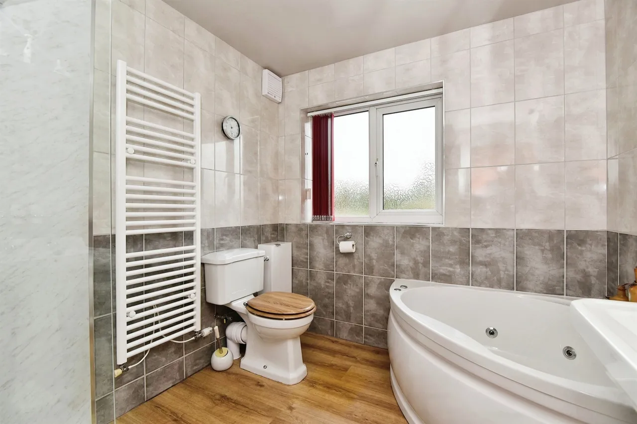 Moss Lane, Cheadle, Stoke-On-Trent, photo 7