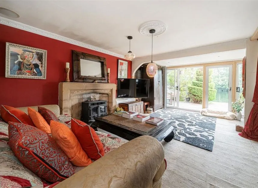 Wheatleys Eyot, Sunbury-On-Thames, TW16, photo 6