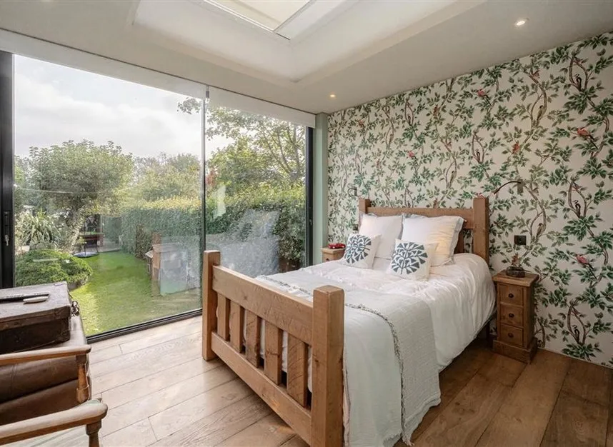 Wheatleys Eyot, Sunbury-On-Thames, TW16, photo 7