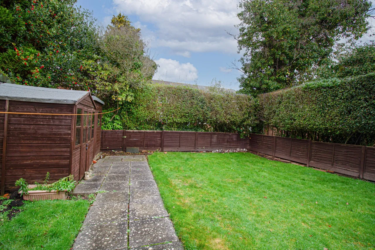 Connaught Road, Fleet, GU51 3QX, photo 10
