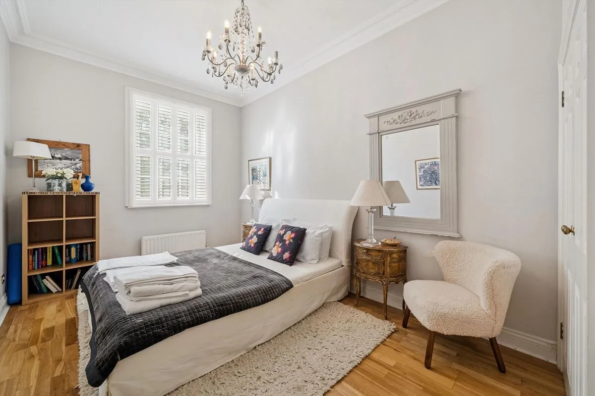 Kew Foot Road, Richmond, TW9, photo 13