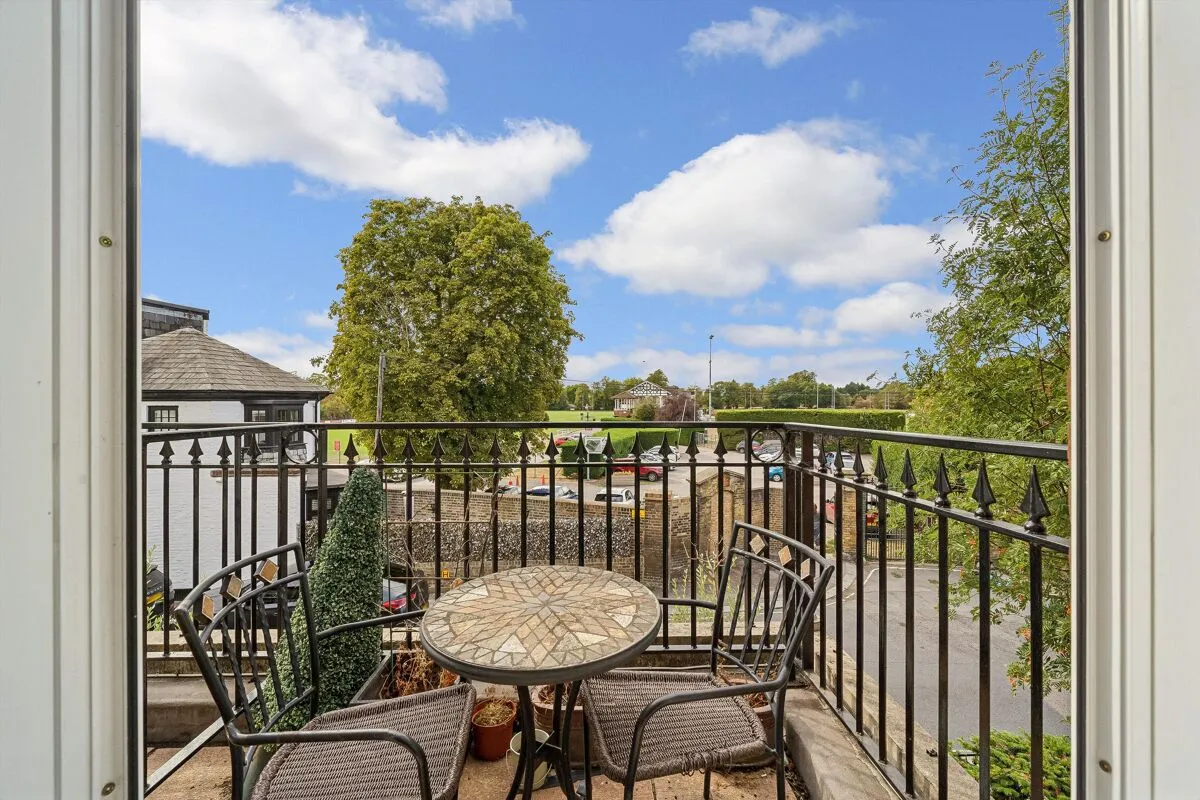 Kew Foot Road, Richmond, TW9, photo 4