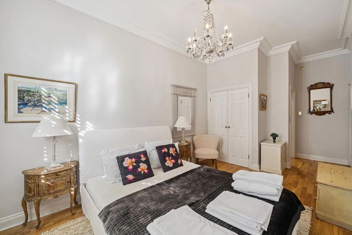 Kew Foot Road, Richmond, TW9, photo 14