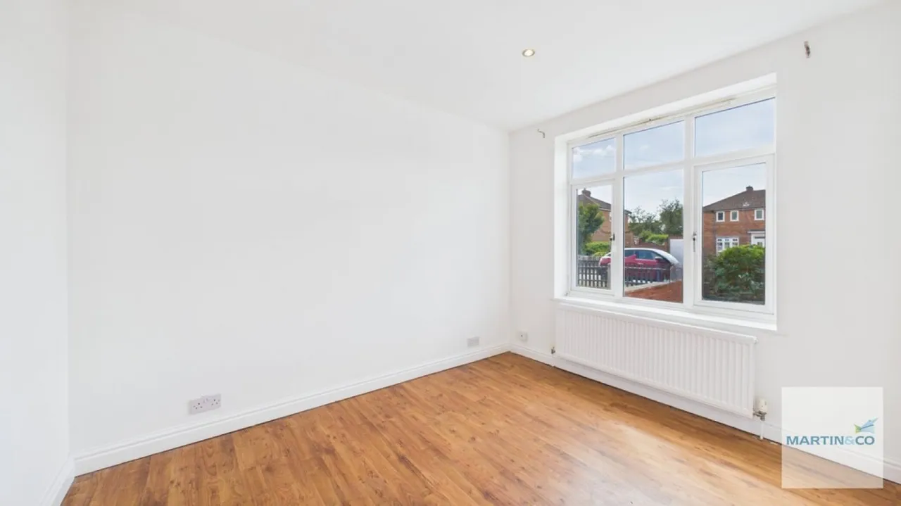 Buxton Avenue, Fazeley, B78, photo 10