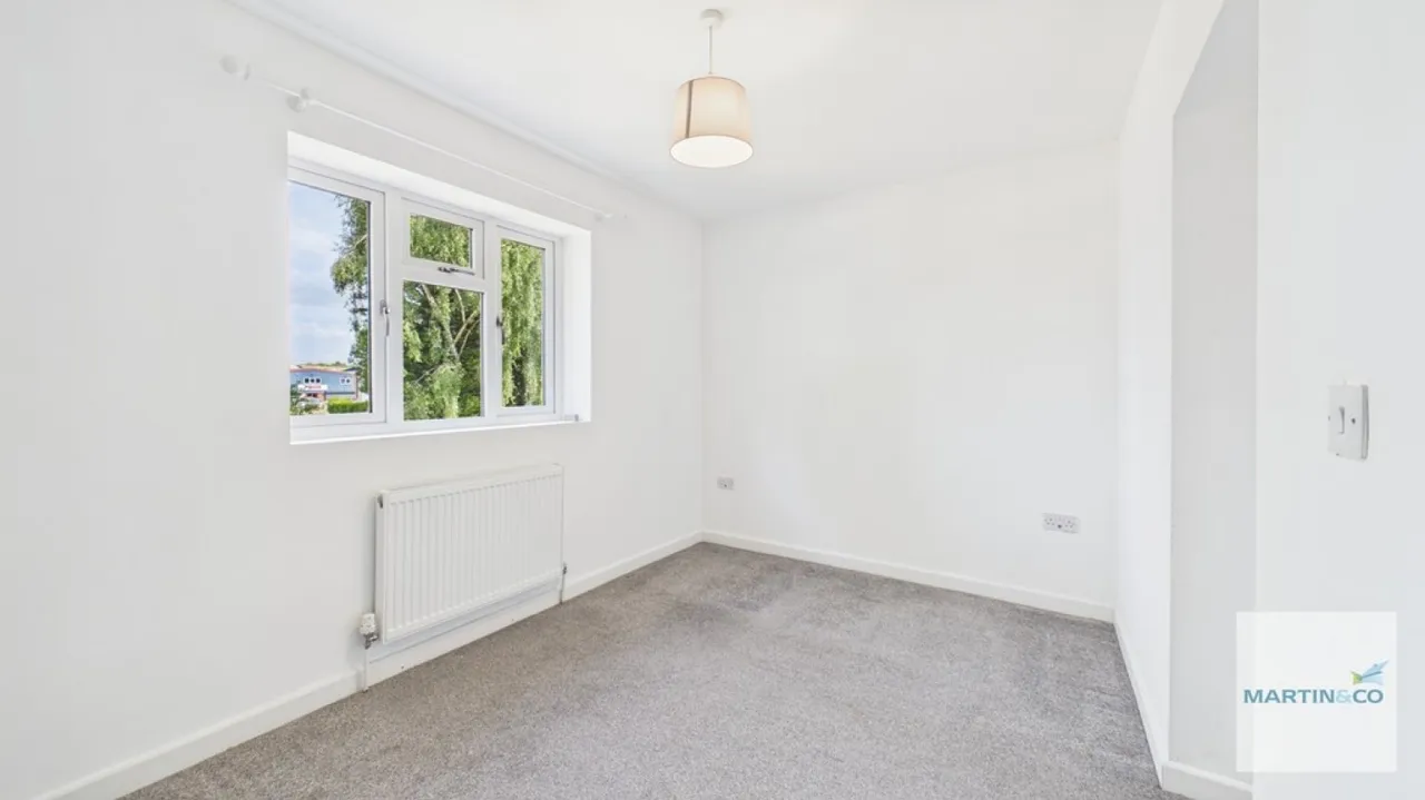Buxton Avenue, Fazeley, B78, photo 20