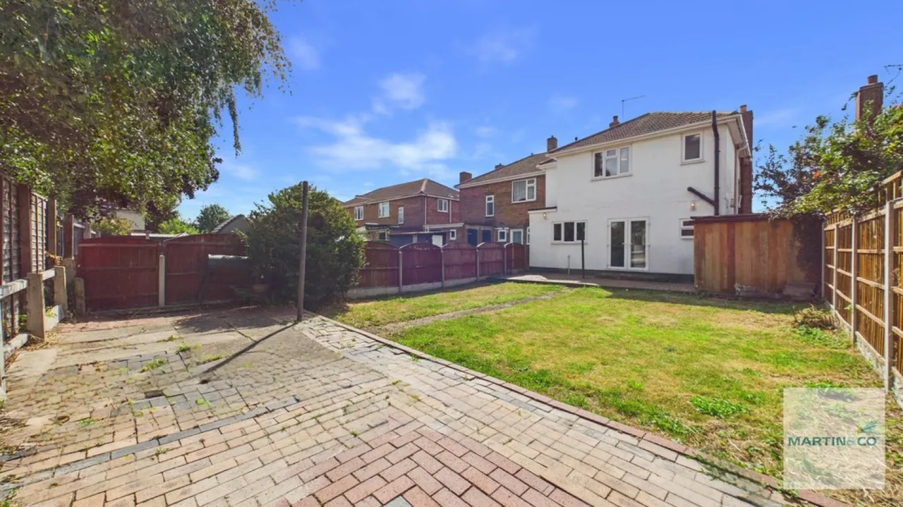 Buxton Avenue, Fazeley, B78, photo 17