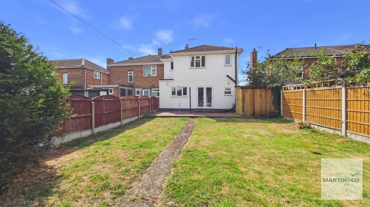 Buxton Avenue, Fazeley, B78, photo 18