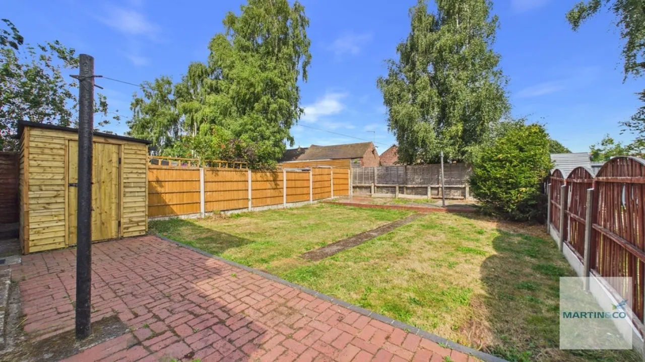 Buxton Avenue, Fazeley, B78, photo 16