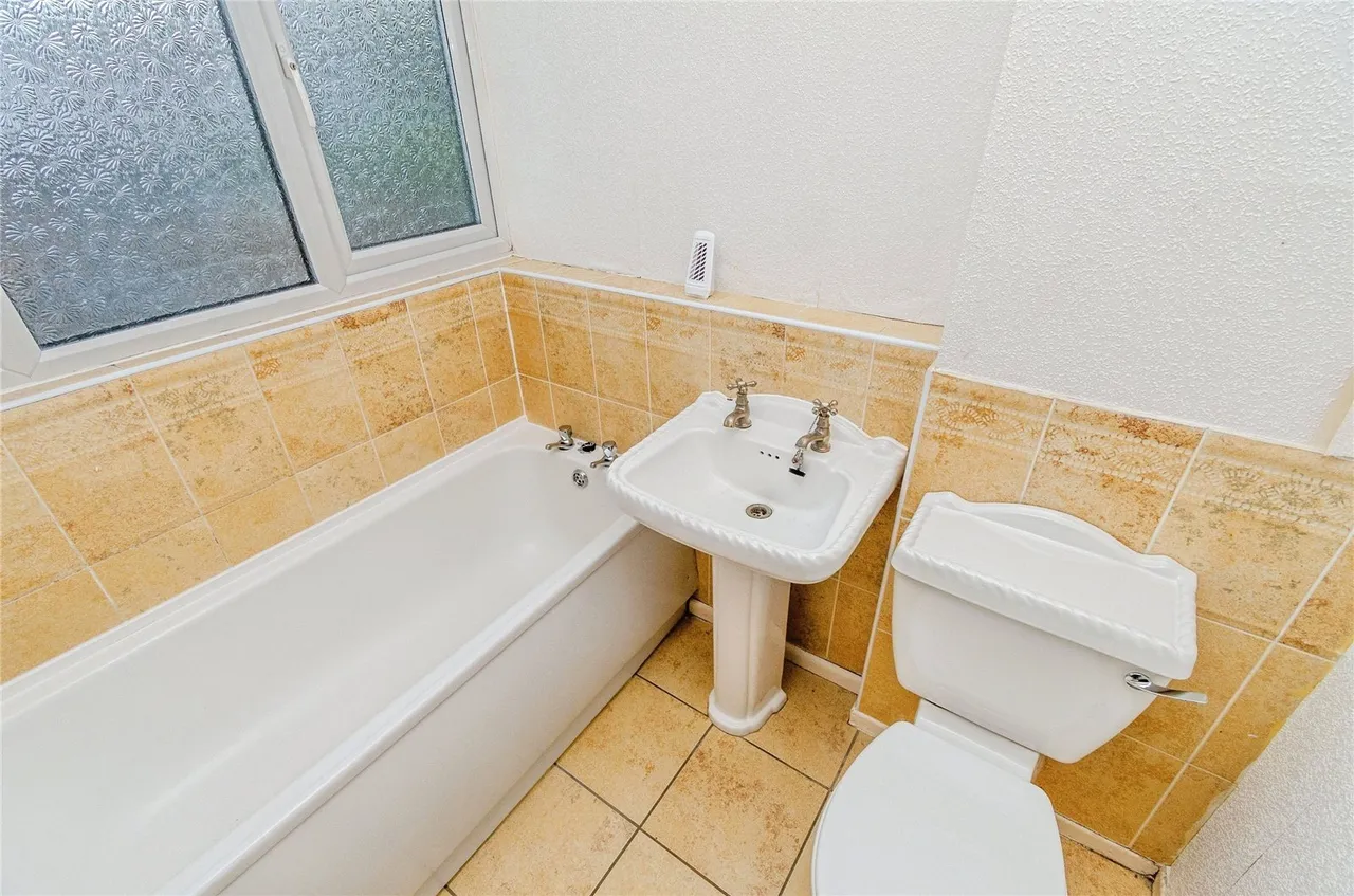 Sharon Way, Hednesford, Cannock, Staffordshire, WS12, photo 4