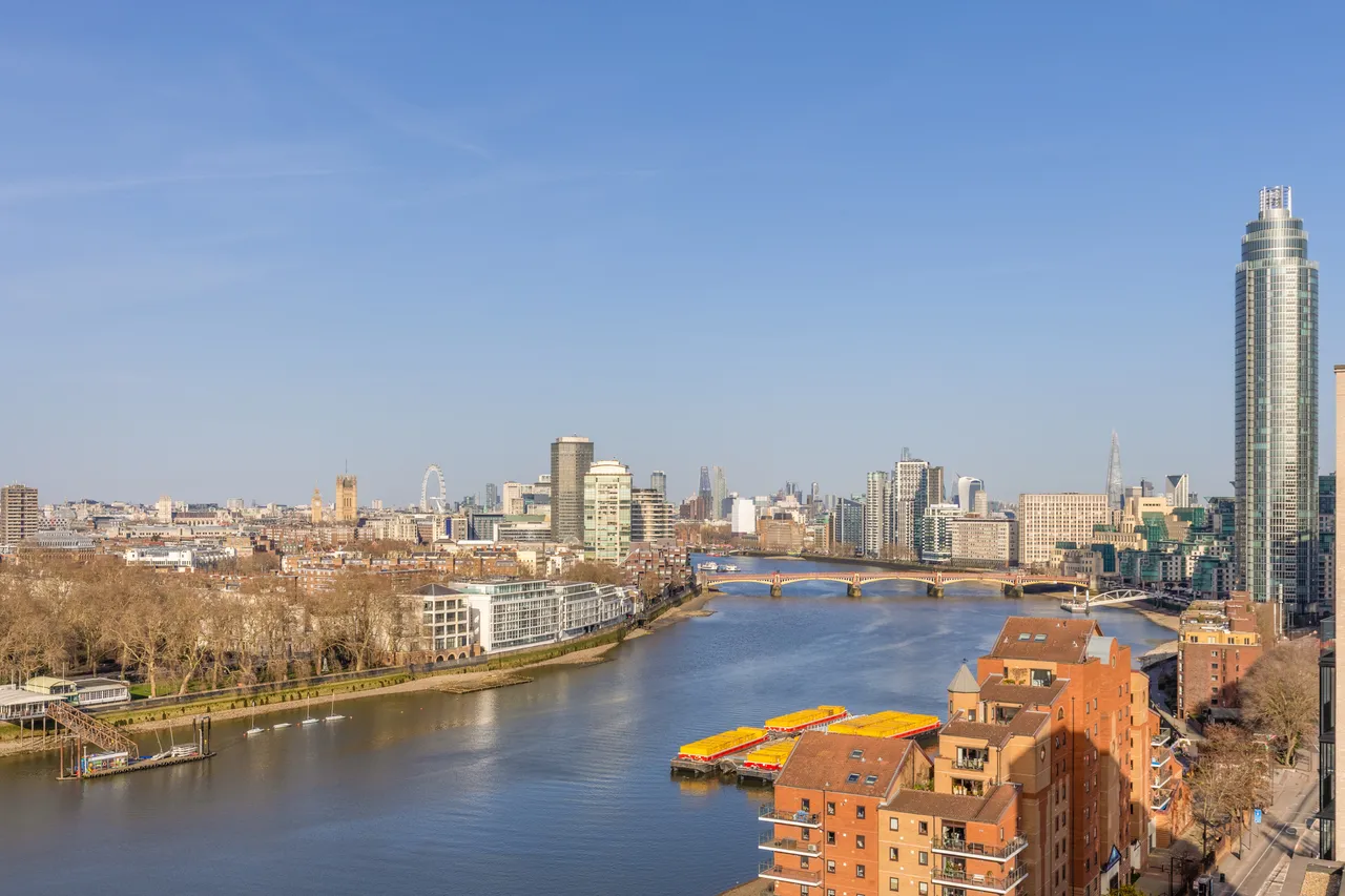 New Union Square, Nine Elms, London, photo 4