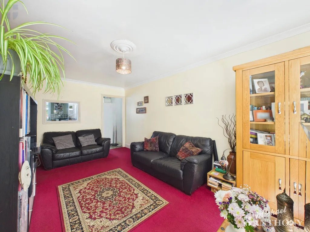 Hughenden Green, Aylesbury, HP21 9EB, photo 16
