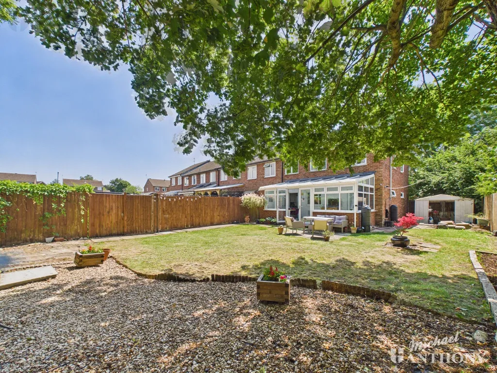Hughenden Green, Aylesbury, HP21 9EB, photo 17