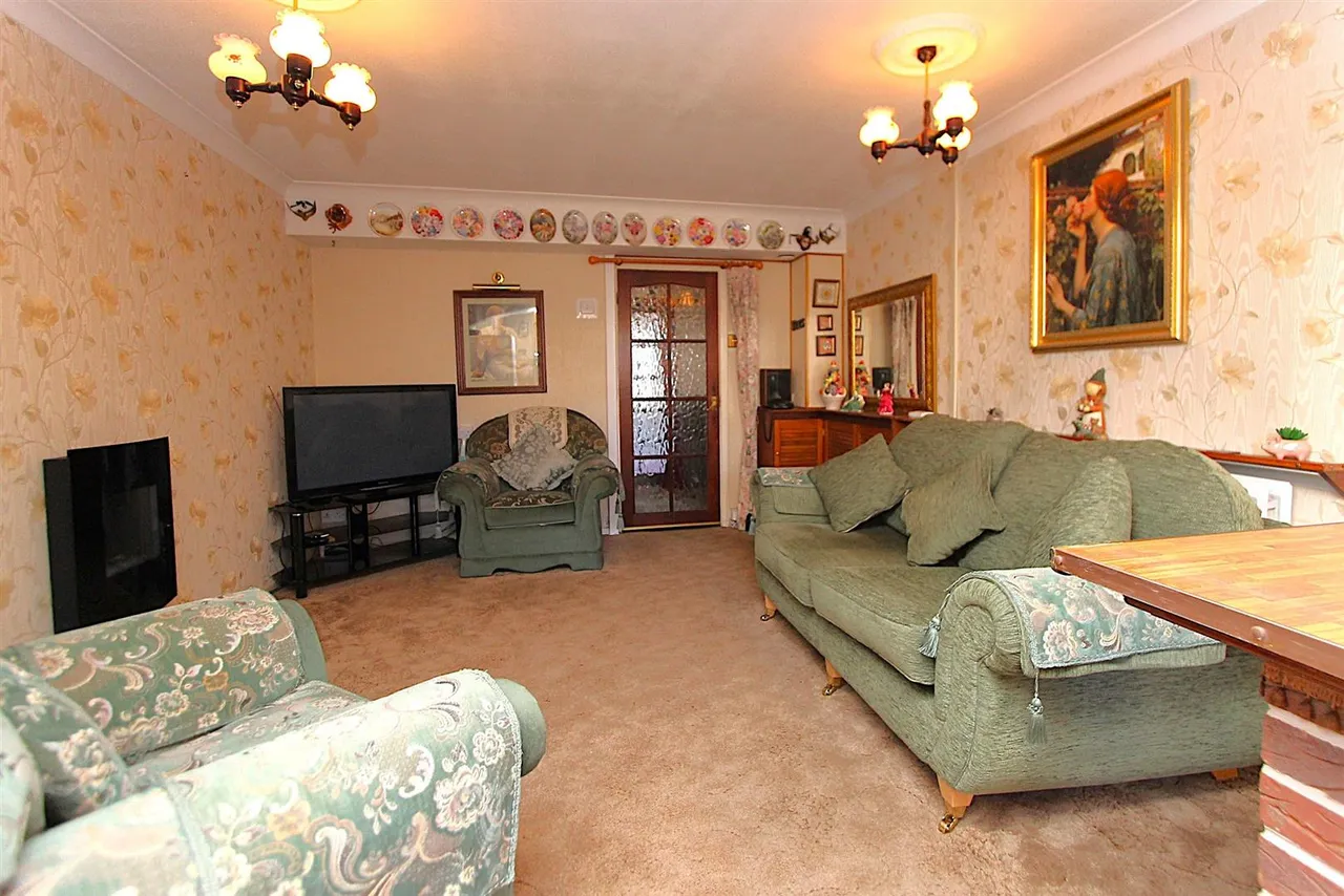 Commonside, Brierley Hill, photo 3