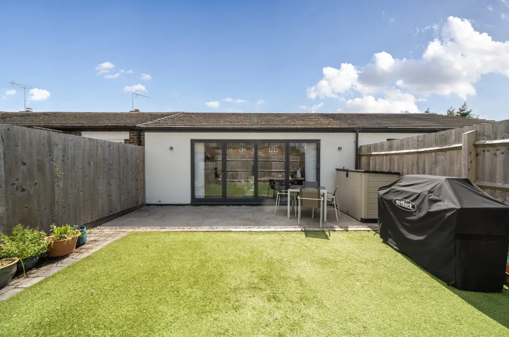 The Maltings, Chackmore, Buckinghamshire, MK18 5JH, photo 2