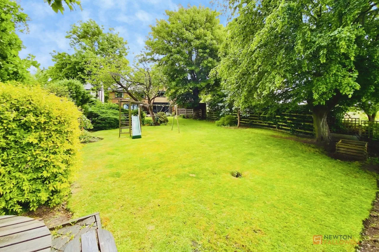 Church Lane, Stoughton, LE2, photo 28