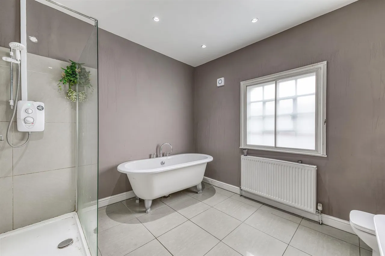 Derby Road, Ashbourne, photo 33
