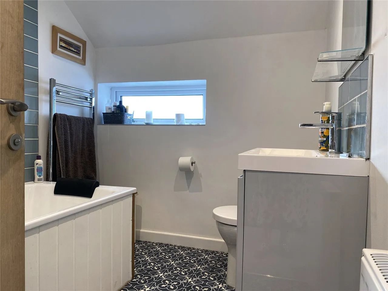 Silver Street, Sway, Lymington, Hampshire, SO41 6DG, photo 15