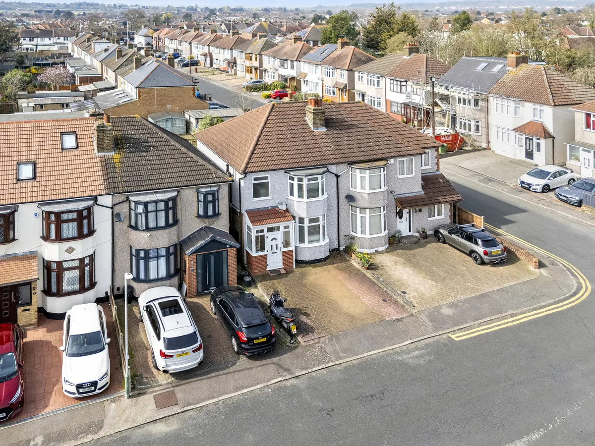 Hayden Way, Romford, Collier Row, RM5 3DA, photo 5