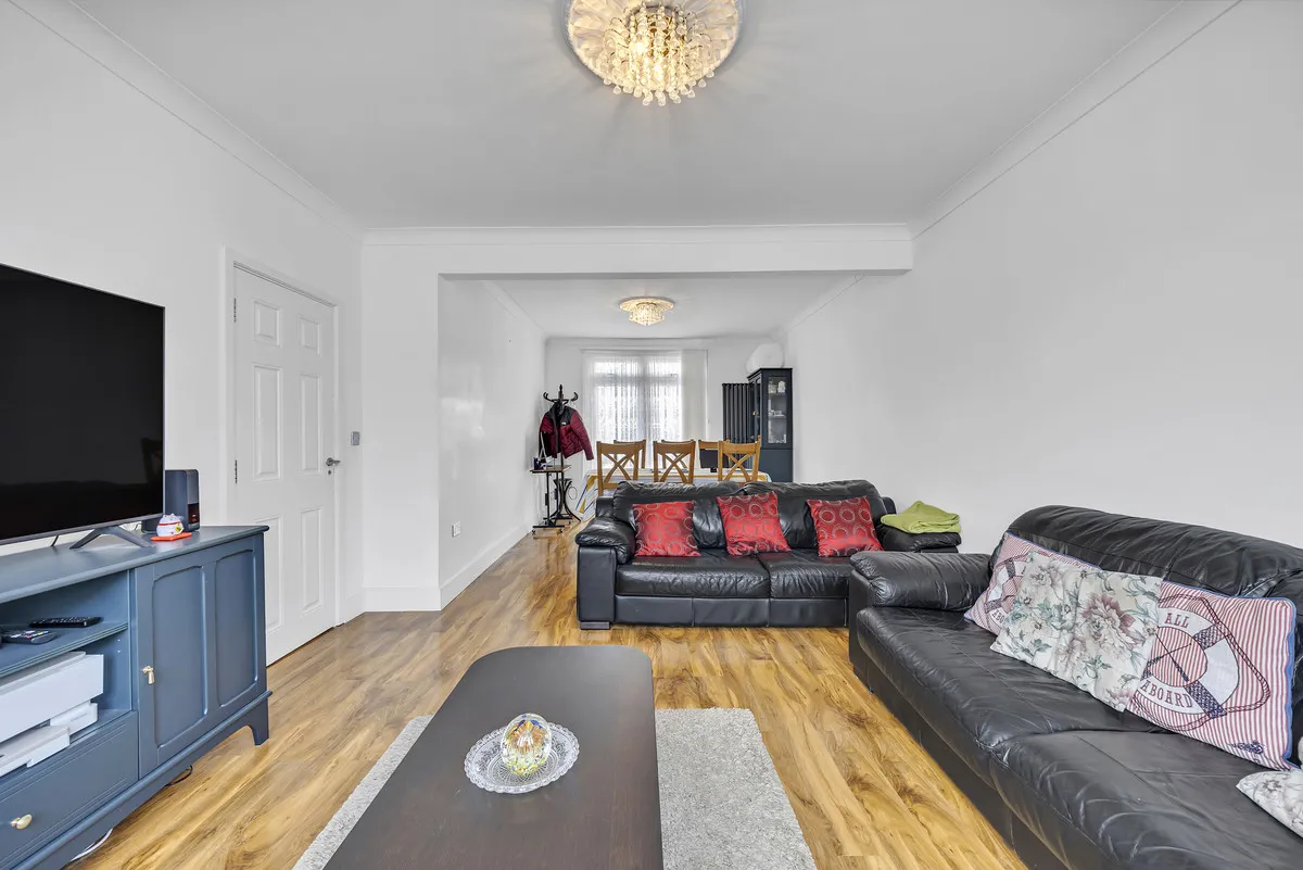 Hayden Way, Romford, Collier Row, RM5 3DA, photo 14