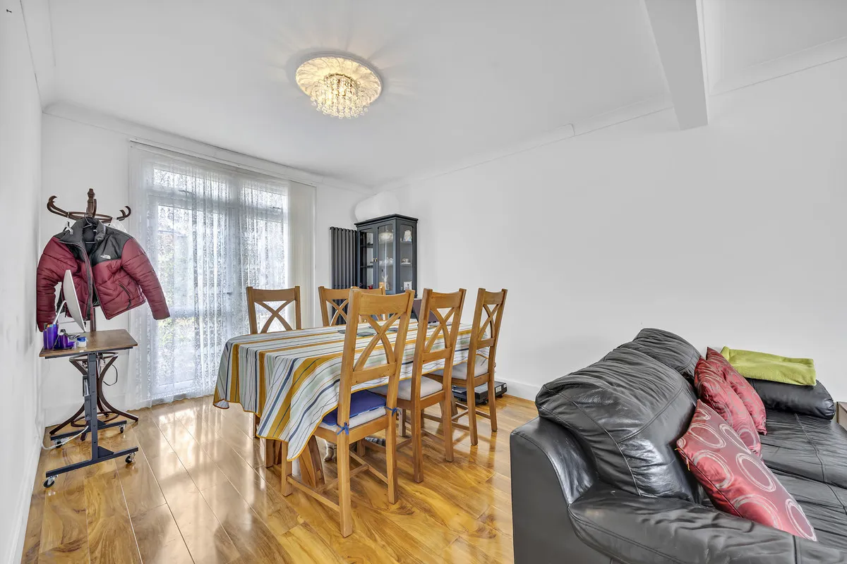 Hayden Way, Romford, Collier Row, RM5 3DA, photo 15