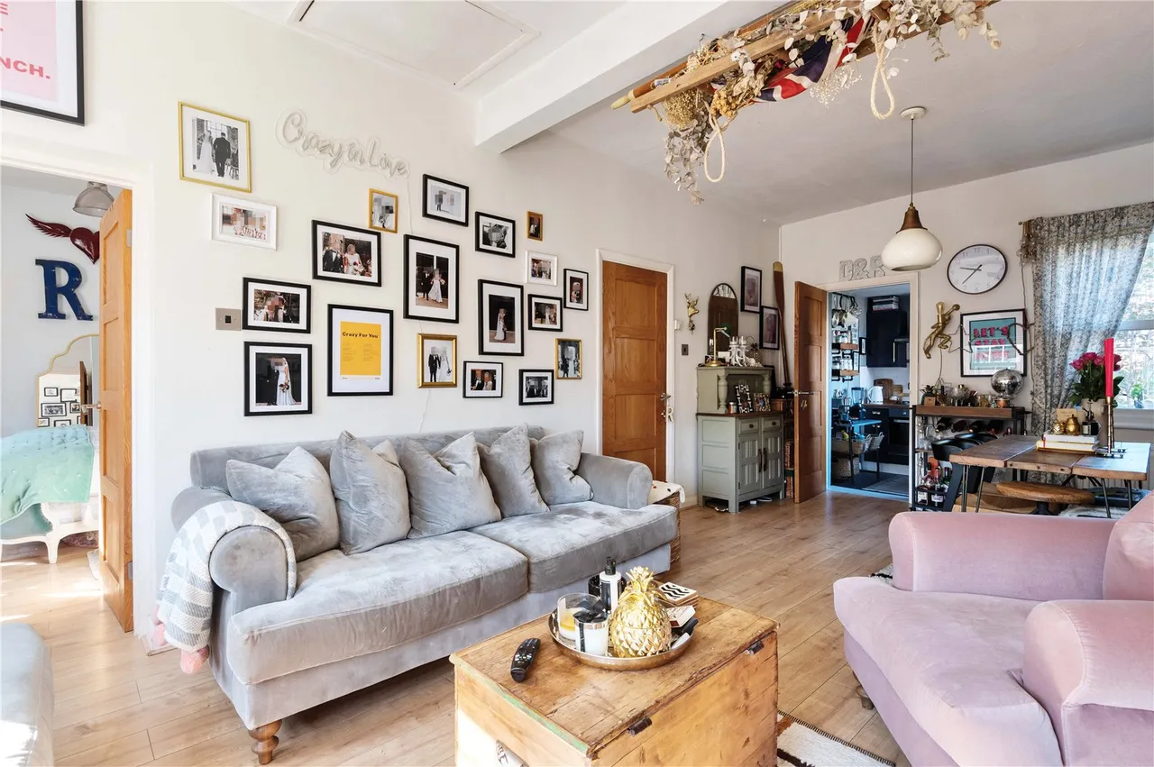 RoseHill, Hampton, TW12 2AB, photo 4