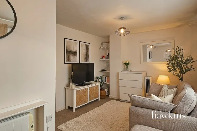 Clarendon Drive, Royal Wootton Bassett, SN4, photo 5