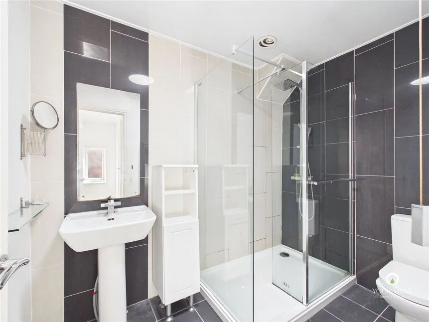 Lauderdale Avenue, Wallsend, Tyne and Wear, NE28, photo 6