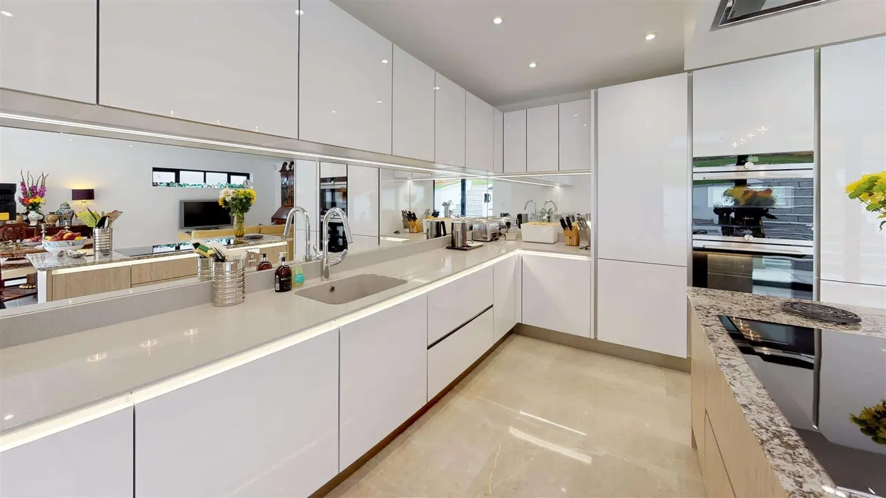 Goldings Road, Loughton, photo 6