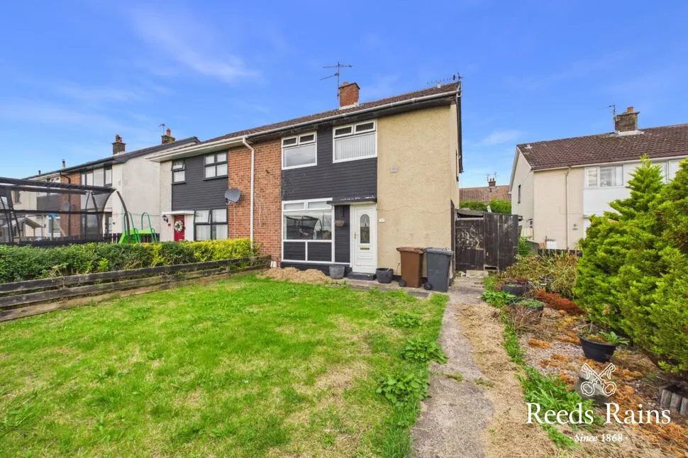 4 bed house for sale — Carnroe Drive, Greenisland, County Antrim, BT38