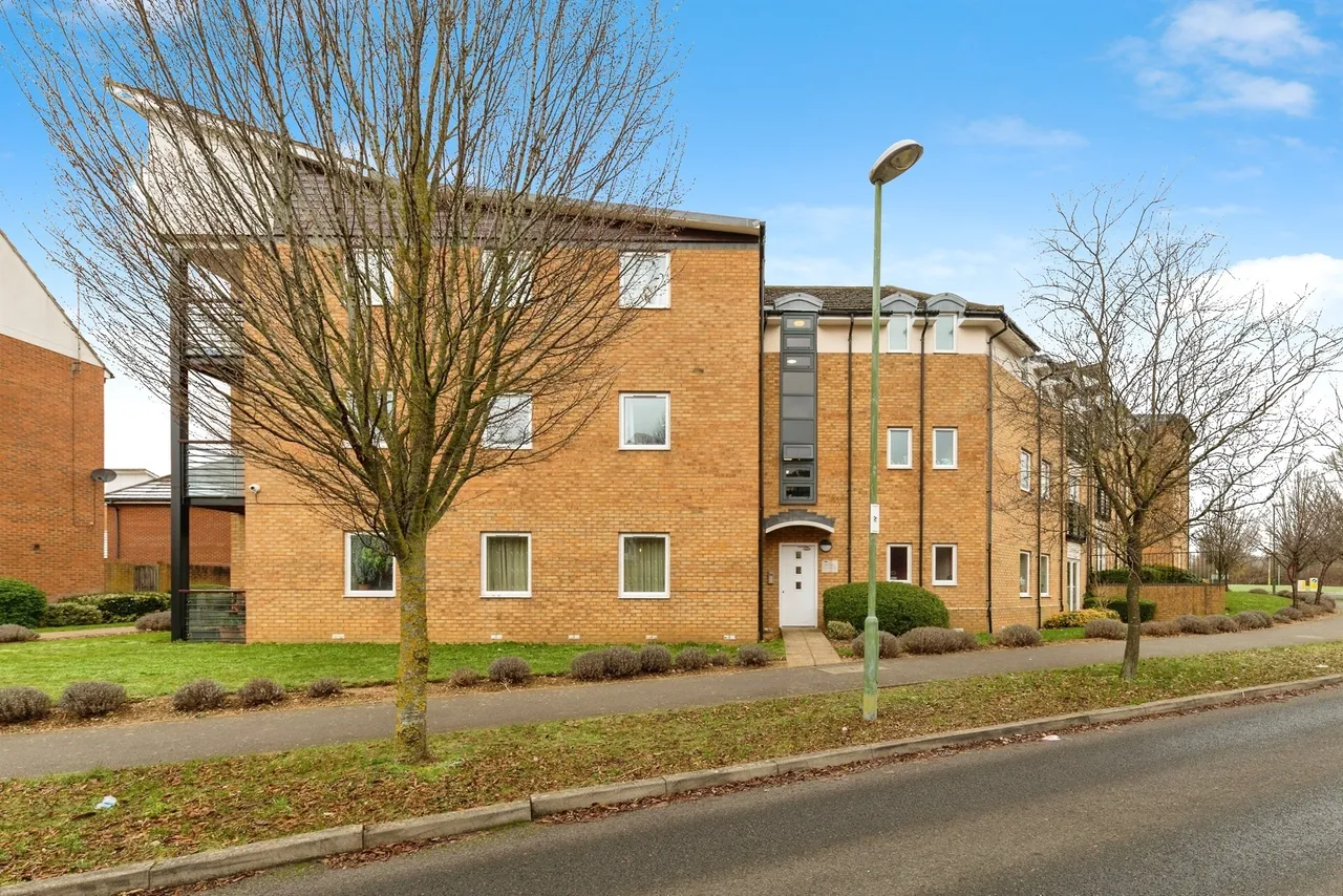 2 bed flat for sale — Berwick Place, Welwyn Garden City