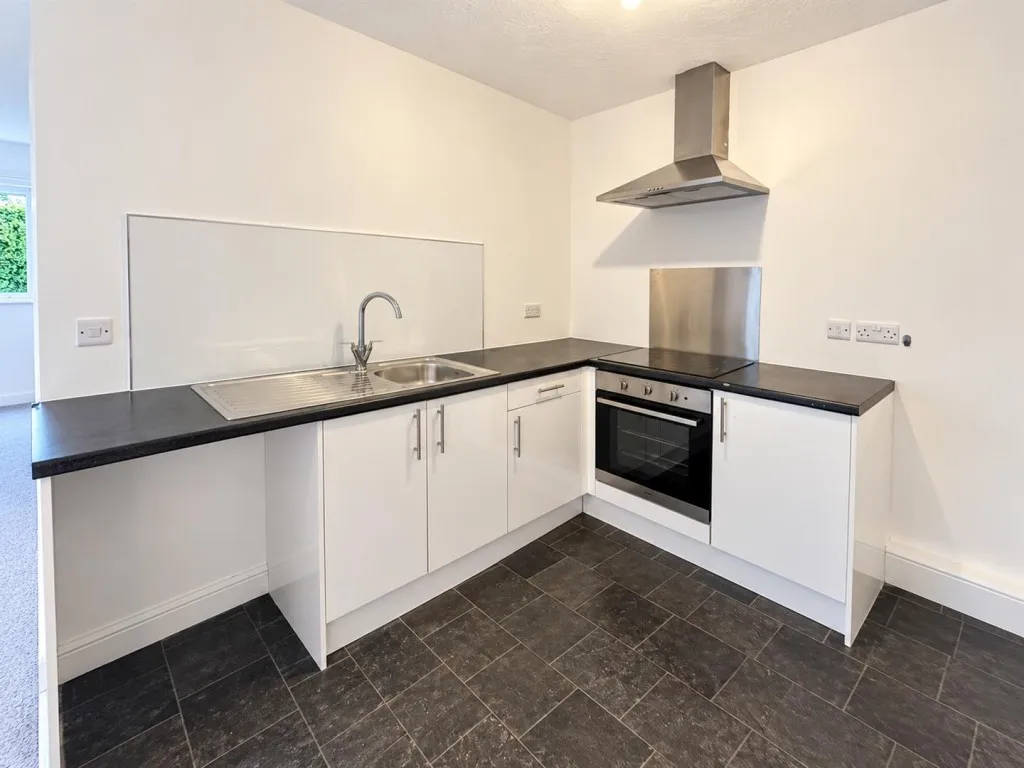 Mohair Street, Keighley, BD21, photo 5