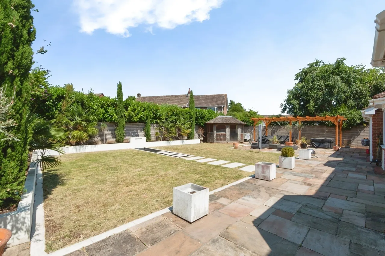 Neville Close, Basingstoke, RG21, photo 10