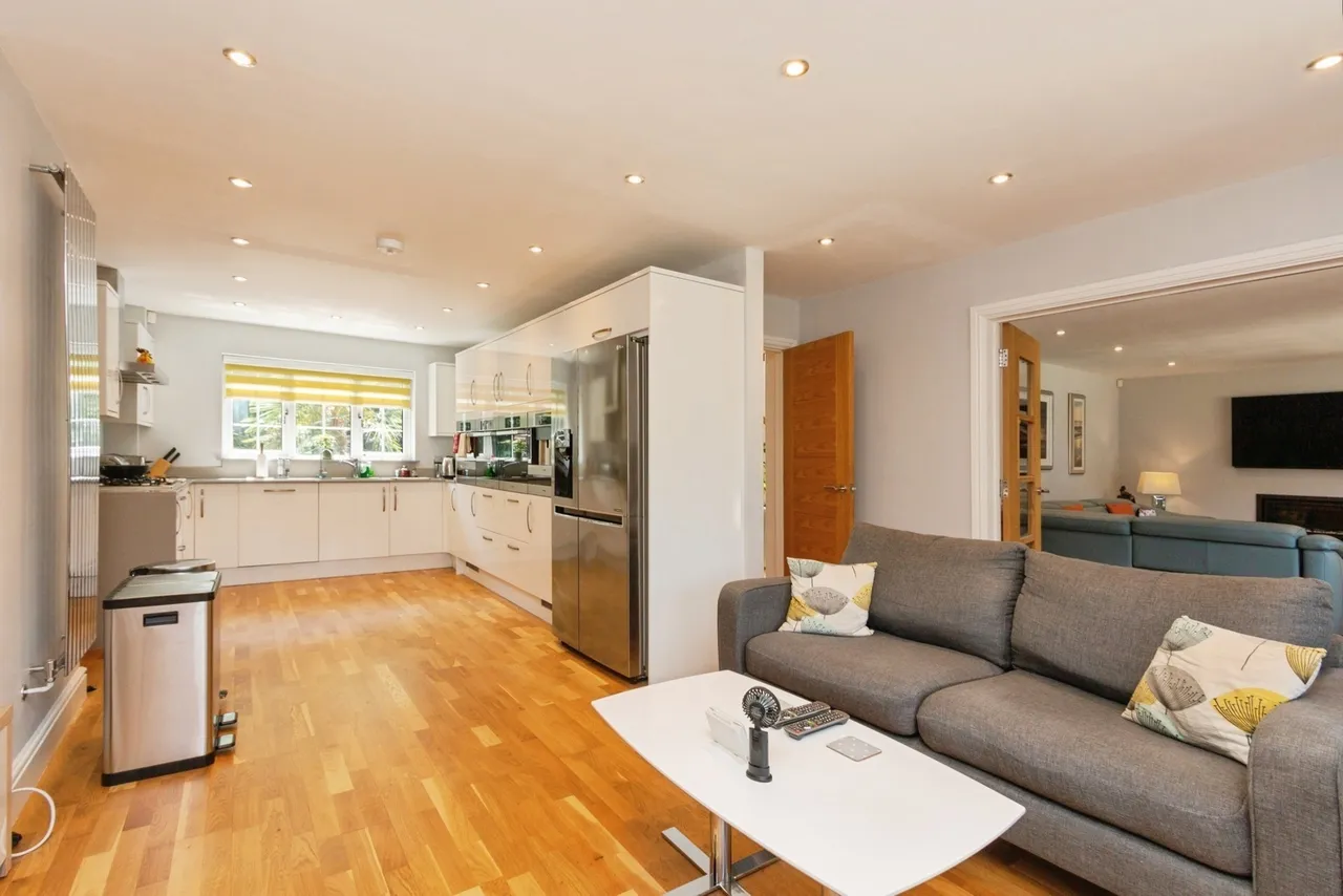 Neville Close, Basingstoke, RG21, photo 5