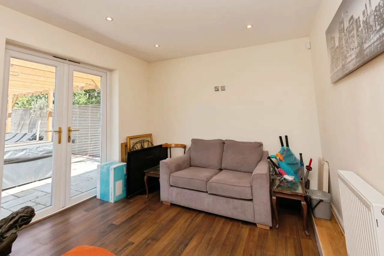 Neville Close, Basingstoke, RG21, photo 8