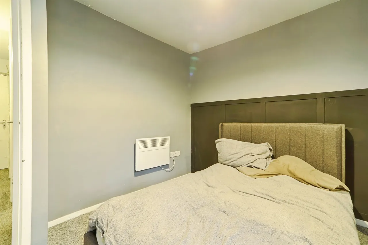 Frizley Gardens, Bradford, BD9, photo 7