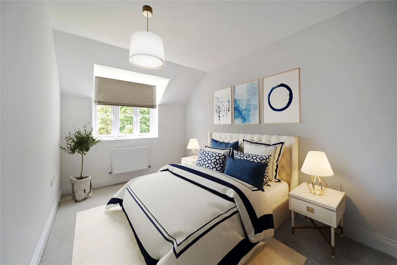 Fuggle Hop Close, Tongham, Farnham, Surrey, GU10 1GQ, photo 5
