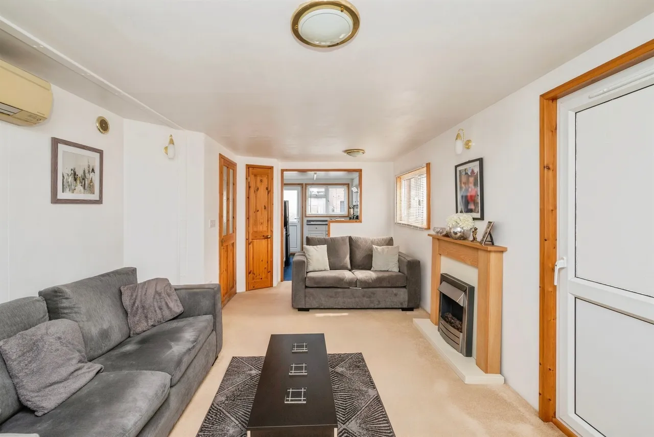 Beverly Court, Gorleston, Great Yarmouth, photo 6