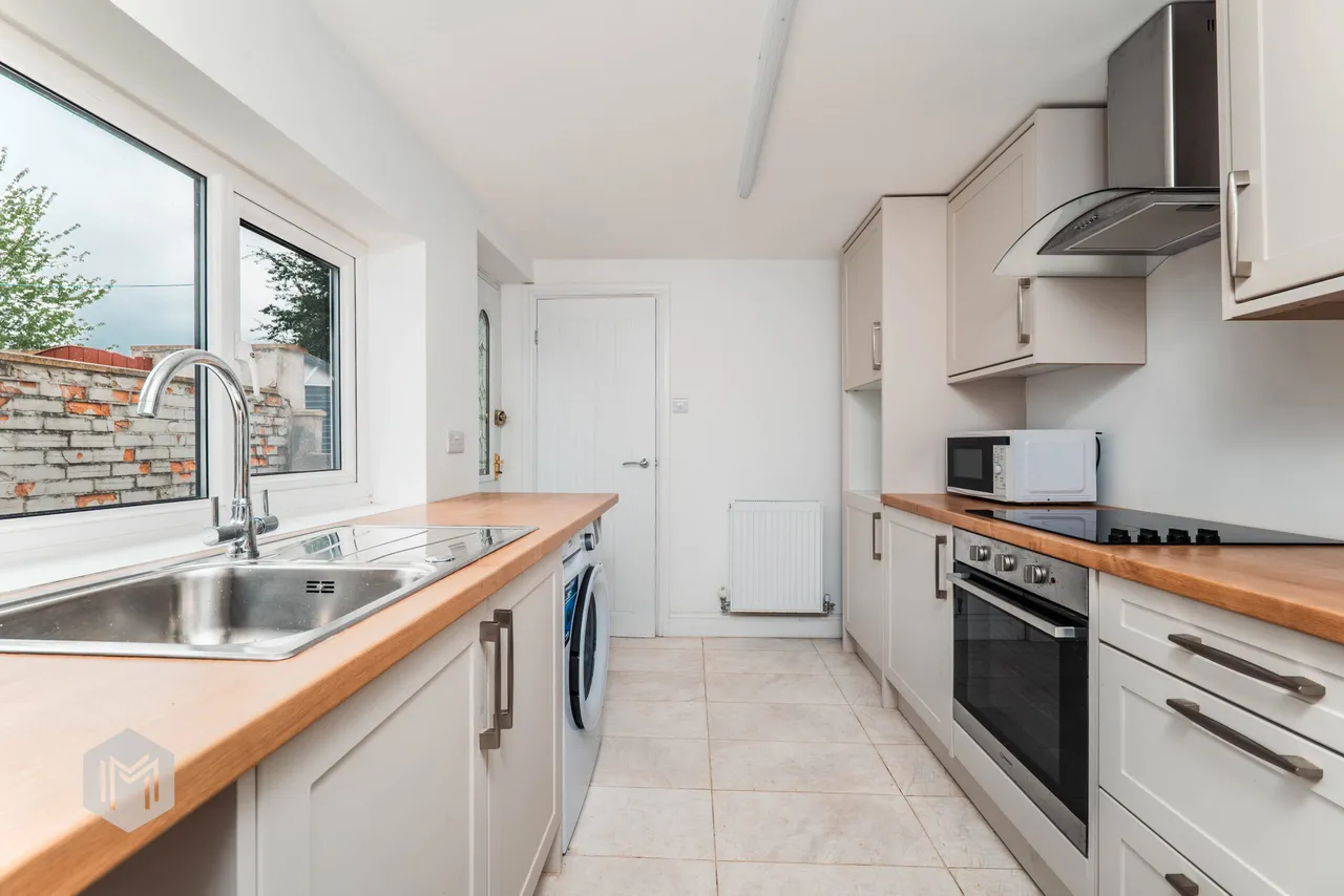 Higher Ainsworth Road, Radcliffe, Manchester, M26 4JJ, photo 2
